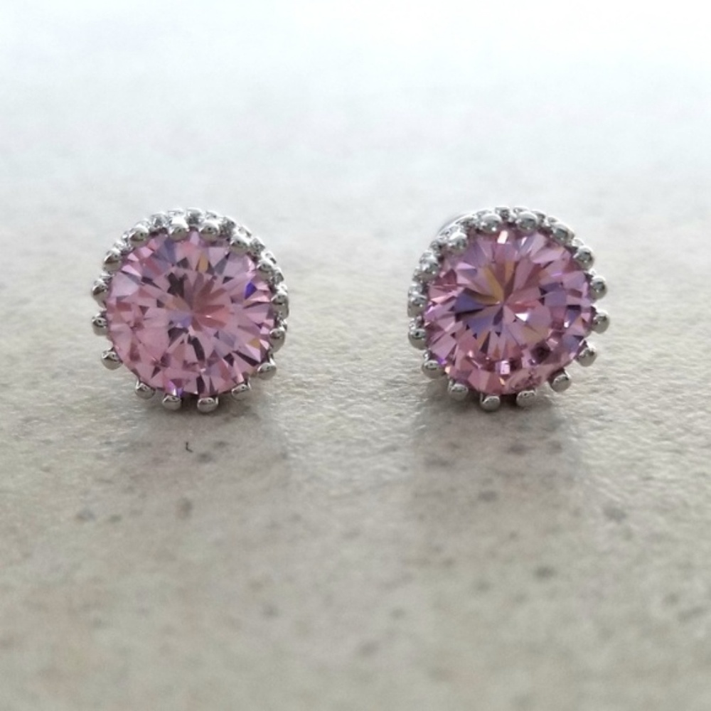 9mm Pink Studs - Picture 2 of 6